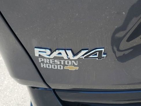 Used 2020 Toyota RAV4 XSE AWD/4WD image 10