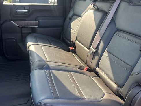 Used 2022 GMC Sierra 2500 Denali AWD/4WD image 6