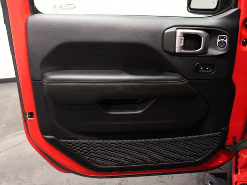 Used 2019 Jeep Wrangler Unlimited Rubicon AWD/4WD image 21