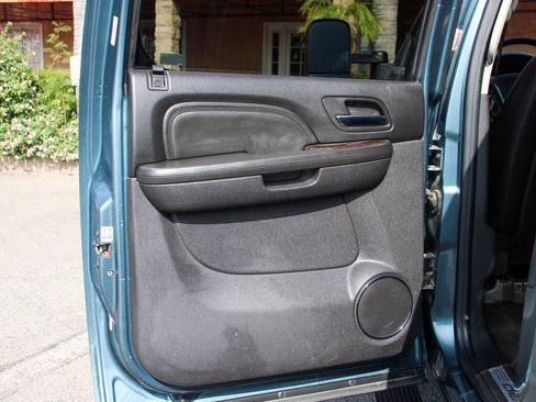 Used 2011 GMC Sierra 2500 Denali image 33