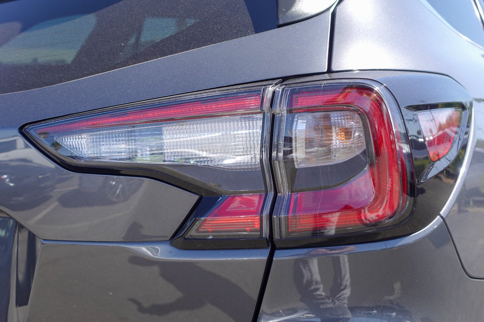 Certified 2024 Subaru Outback Premium AWD/4WD image 5