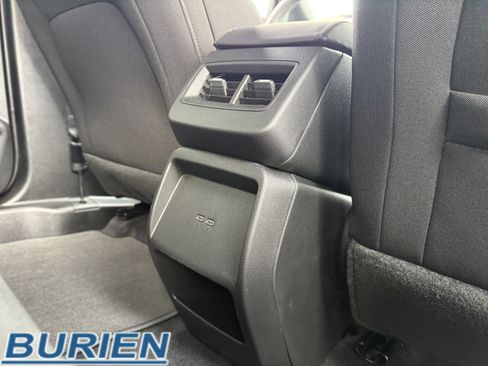 New 2026 Chevrolet Equinox EV LT image 27