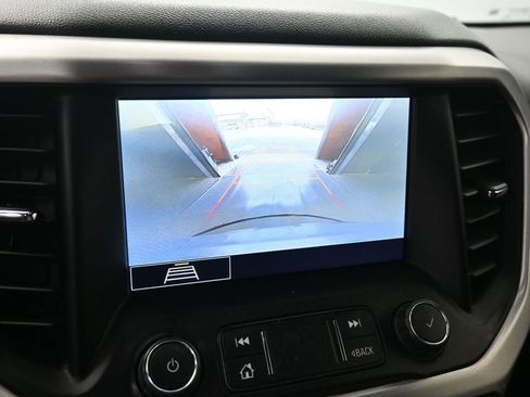 Used 2020 GMC Acadia SLT w/ Driver Alert Package II image 34