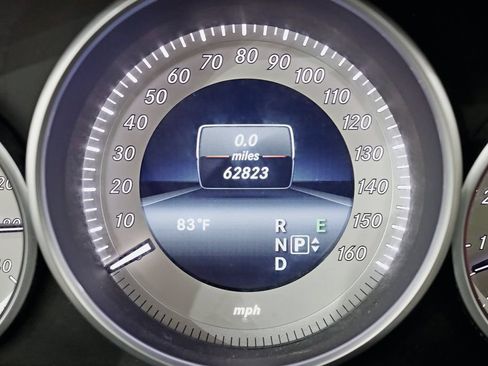 Used 2016 Mercedes-Benz E 350 4MATIC Wagon w/ Premium Package image 15