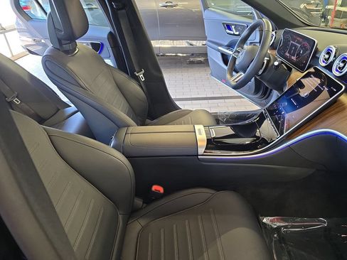 Used 2025 Mercedes-Benz C 300 Sedan image 11