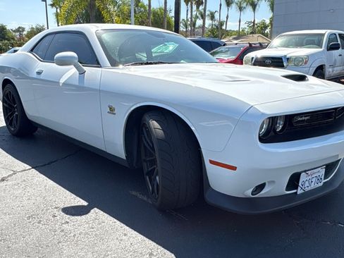 Used 2019 Dodge Challenger R/T Scat Pack w/ 1320 Drag Pack RWD image 2