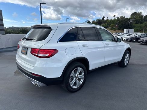 Certified 2017 Mercedes-Benz GLC 300 4MATIC image 5
