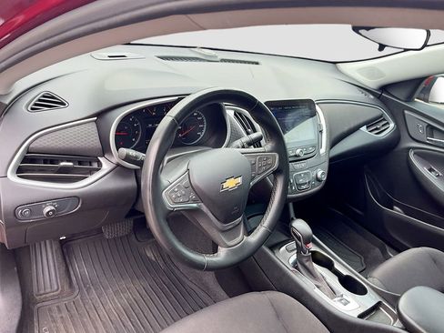 Used 2023 Chevrolet Malibu RS FWD image 9