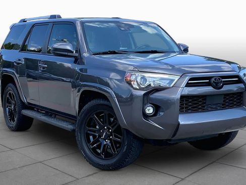 Used 2021 Toyota 4Runner SR5 RWD image 3