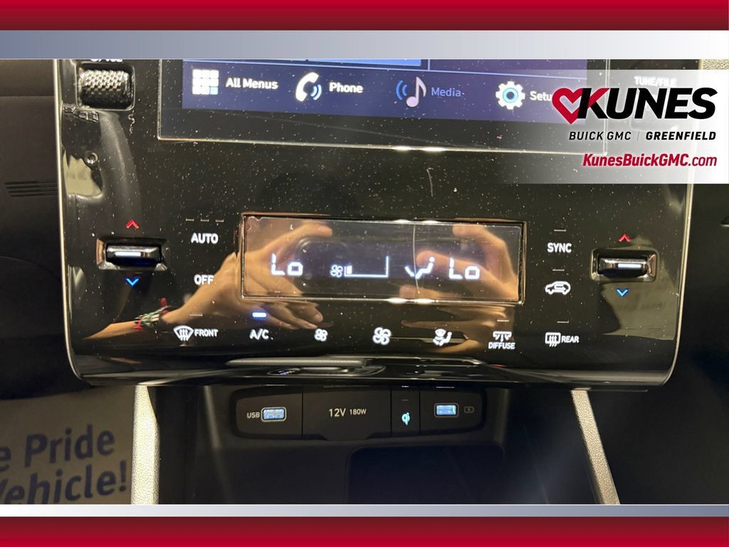 Used 2024 Hyundai Tucson SEL AWD/4WD image 28