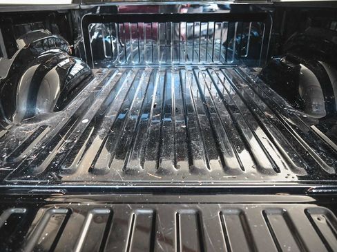 Used 2022 RAM 1500 Laramie image 35