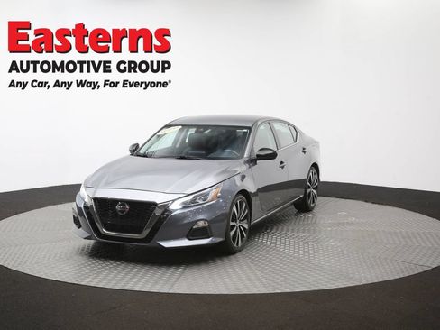 Used 2022 Nissan Altima 2.5 SR FWD image 54