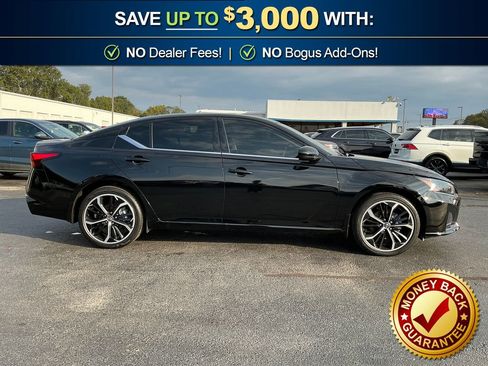 Used 2024 Nissan Altima 2.5 SR image 8