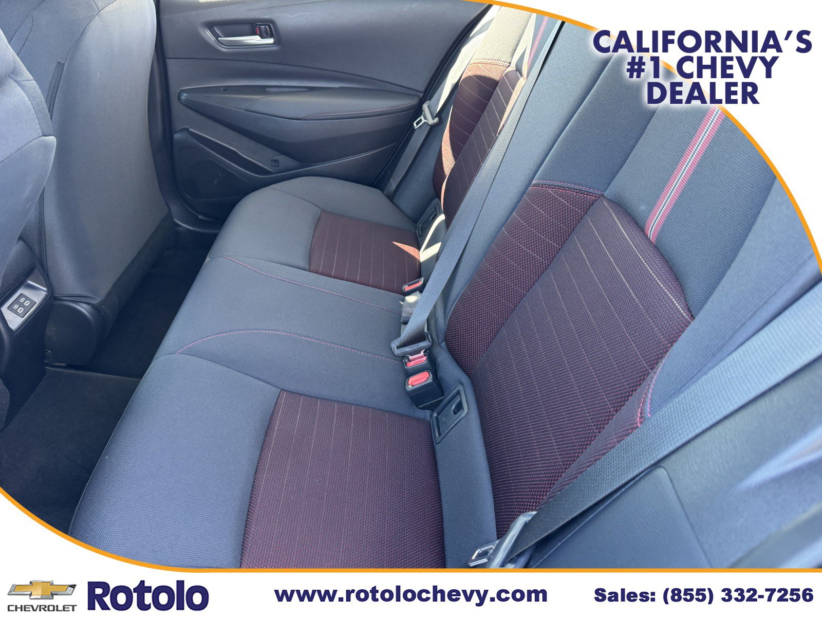 Used 2025 Toyota Corolla SE FWD image 12
