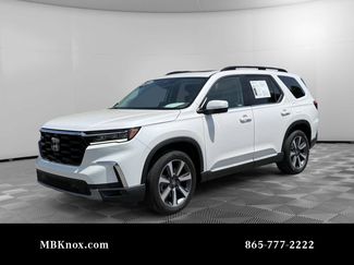 Used 2025 Honda Pilot Elite video 1