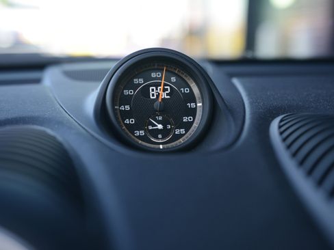 Certified 2022 Porsche 718 Cayman GT4 RWD image 20