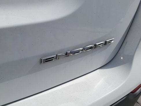 Used 2021 Buick Encore Preferred image 8