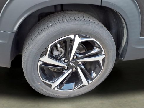 Certified 2023 Chevrolet TrailBlazer RS w/ Sun and Liftgate Package AWD/4WD image 34