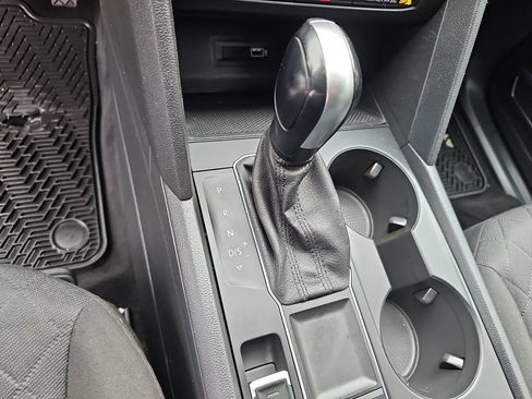 Used 2018 Volkswagen Atlas S FWD image 20