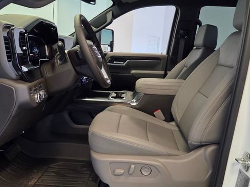 New 2026 GMC Sierra 3500 SLT w/ SLT Premium Package image 13