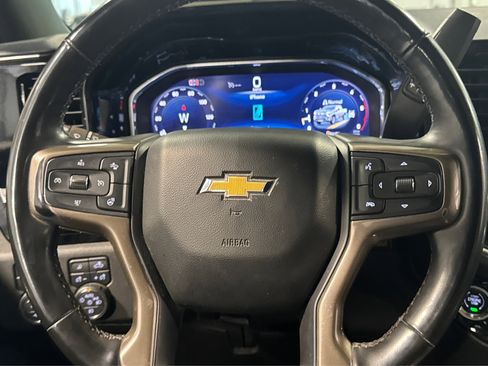 Used 2024 Chevrolet Silverado 3500 High Country w/ High Country Premium Package image 25