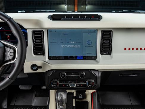 Used 2026 Ford Bronco Heritage Edition AWD/4WD image 18