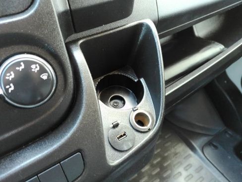 Used 2017 RAM ProMaster 2500 image 33