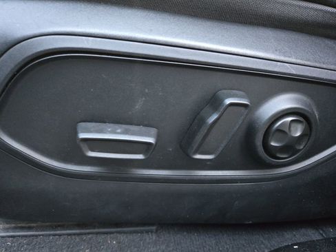 Used 2023 Jeep Grand Cherokee Altitude image 13