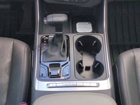 New 2026 Kia Sportage EX image 19