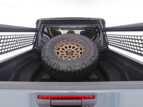 Used 2024 Jeep Gladiator Sport AWD/4WD image 26