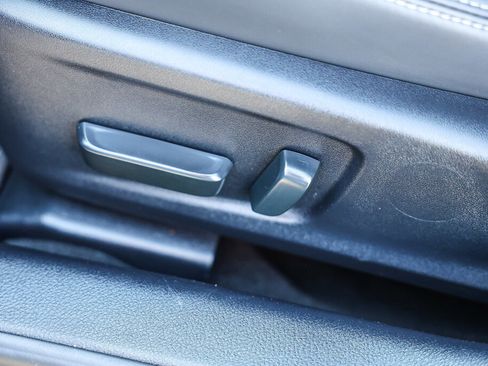 Used 2025 Lexus IS 300 image 11