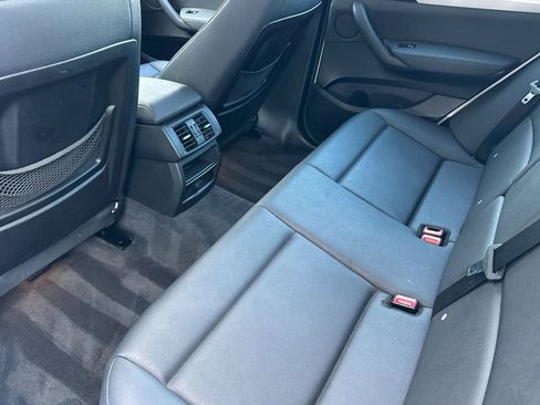 Used 2017 BMW X3 xDrive28i image 12