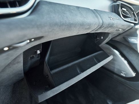 Used 2022 Ferrari Roma image 67