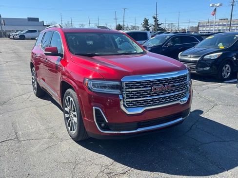 Used 2021 GMC Acadia Denali w/ Denali Ultimate Package AWD/4WD image 3
