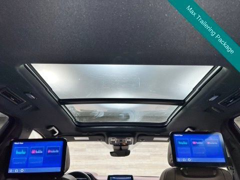 Used 2023 Chevrolet Suburban High Country AWD/4WD image 4