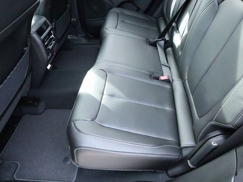 New 2025 Jeep Grand Cherokee Limited w/ Luxury Tech Group II AWD/4WD image 10