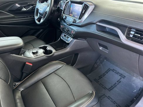 Used 2024 GMC Terrain AT4 AWD/4WD image 20