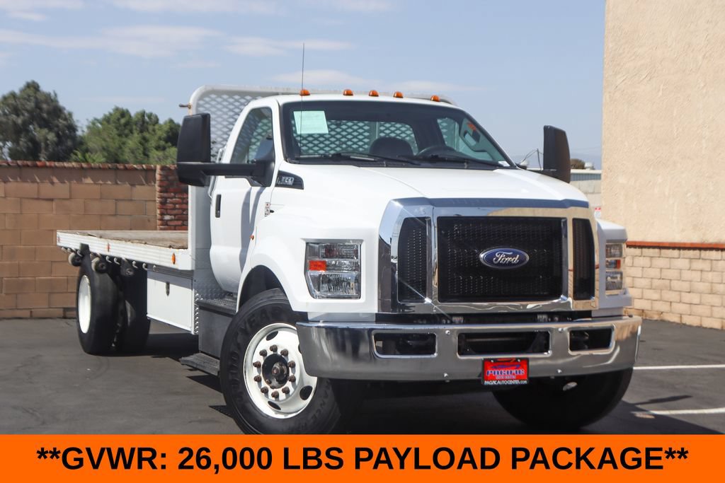 Used 2019 Ford F650 2WD Regular Cab Super Duty image 2