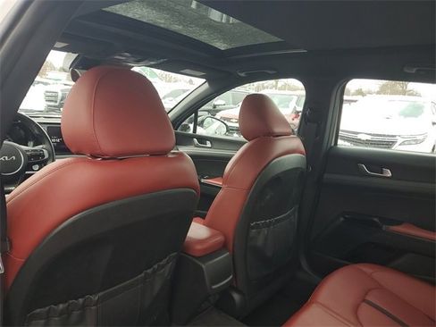 Used 2023 Kia K5 GT-Line image 9