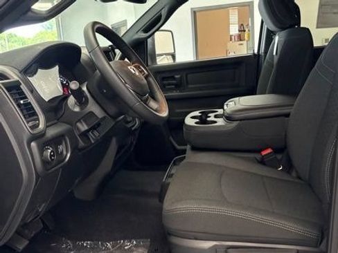 New 2026 RAM 3500 Tradesman AWD/4WD image 12