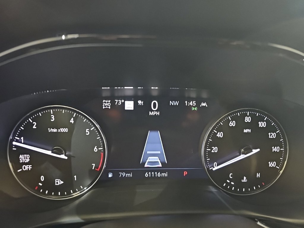 Used 2023 Buick Envision Avenir AWD/4WD image 23