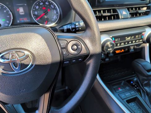 Used 2019 Toyota RAV4 XLE w/ Convenience Package image 20