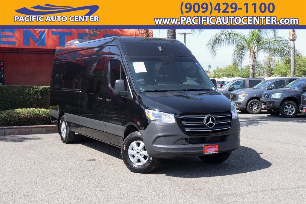 Used 2023 Mercedes-Benz Sprinter 2500 image 1