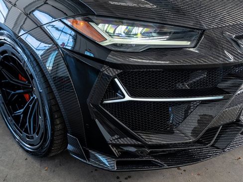 Used 2022 Lamborghini Urus image 20