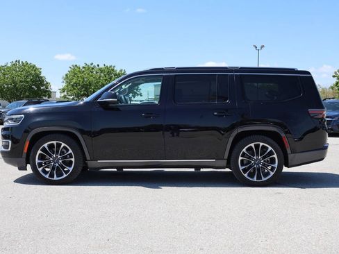 Used 2022 Jeep Wagoneer Series III w/ Premium Group I AWD/4WD image 8