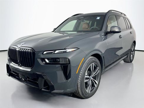 New 2026 BMW X7 xDrive40i w/ Executive Package AWD/4WD image 2