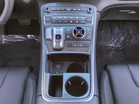 Certified 2023 Hyundai Santa Fe SEL w/ Premium Package image 19