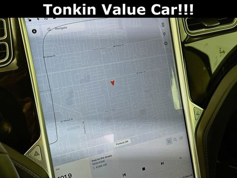 Used 2016 Tesla Model S 70D image 12