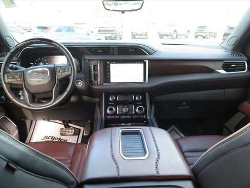 Used 2024 GMC Yukon Denali Ultimate image 23