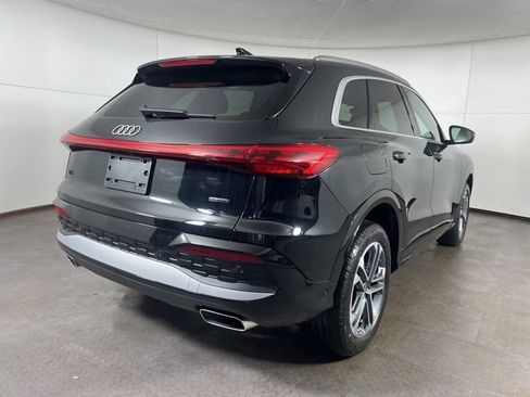 Used 2025 Audi Q5 Premium Plus w/ Premium Plus image 7